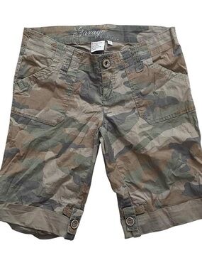 VINTAGE GARAGE MID-RISE CAMO BERMUDAS SHORTS SIZE 3